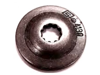 Peilio tvirtinimo lėkštelė tinkanti Stihl fs120, fs200, fs250 008217 Peilio tvirtinimo lėkštelė tinkanti Stihl fs120, fs200, fs250 008217