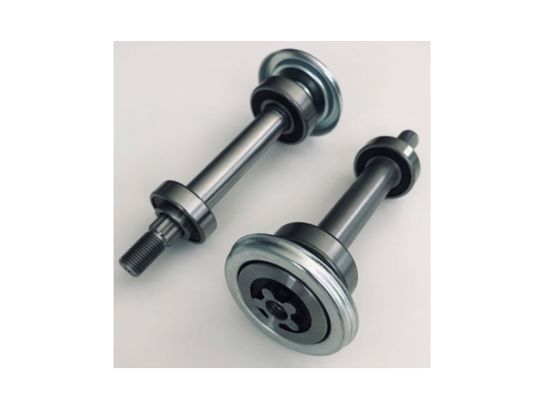 Peilio laikiklio velenas su guoliais 16-05018 tinkantis Husqvarna Craftsman aukštis 172mm 012553