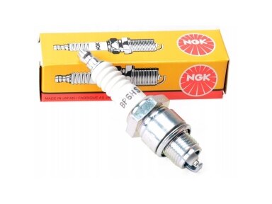 Žvakė NGK BP6HS tinkanti Wacker varikliams 004688 Žvakė NGK BP6HS tinkanti Wacker varikliams 004688