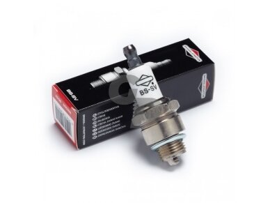 Žvakė tinkanti Briggs&Stratton varikliams. 010334 Žvakė tinkanti Briggs&Stratton varikliams. 010334